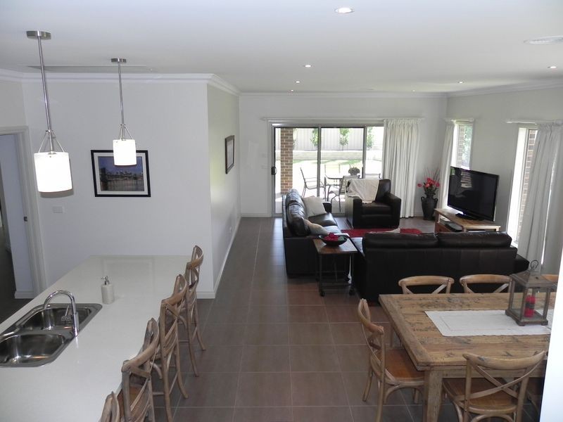 1 Redgum Street, Swan Hill VIC 3585