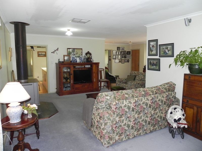 100 Donald Street, Nyah West VIC 3595