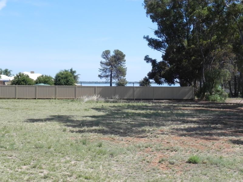 12 Inverell Court, Lake Boga VIC 3584