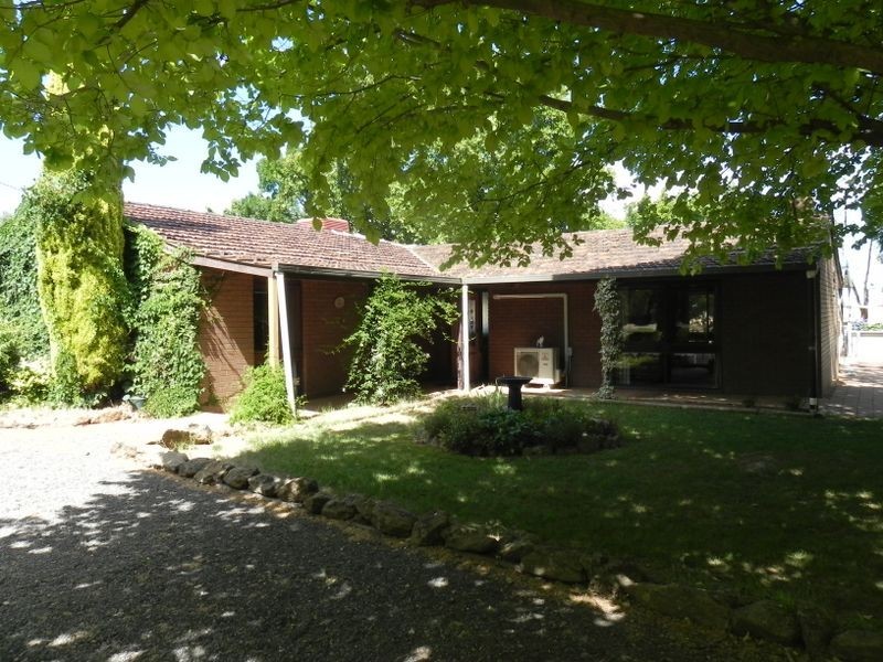 200 Wilson Road, Tresco VIC 3583