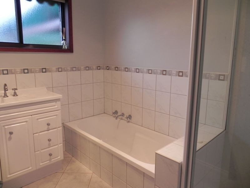 24 Standen Street, Swan Hill VIC 3585