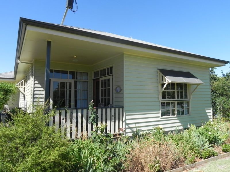 39 Arnoldt Street, Swan Hill VIC 3585