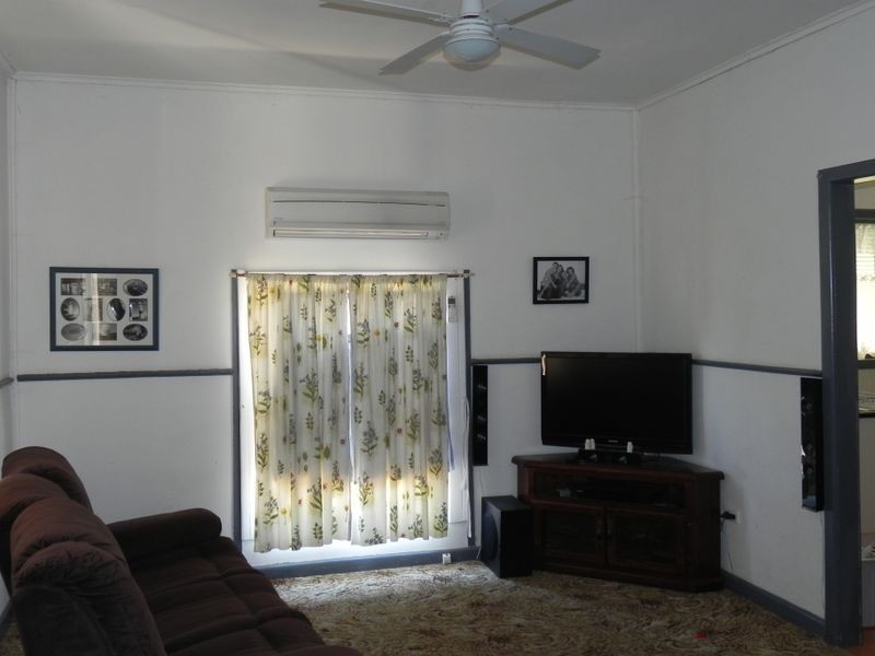 18 School Hill Road, Nyah VIC 3594