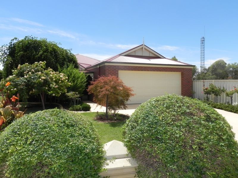 9 Cockerell Court, Swan Hill VIC 3585