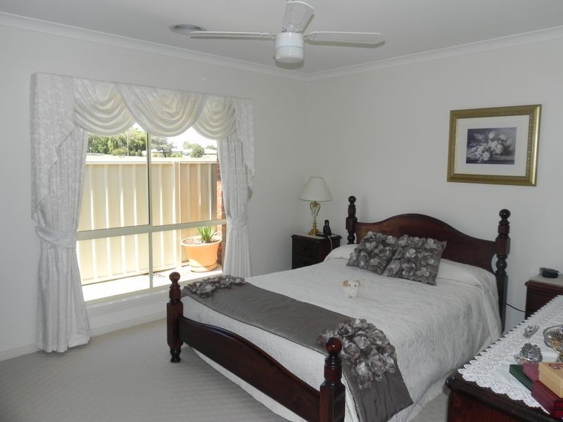 9 Cockerell Court, Swan Hill VIC 3585