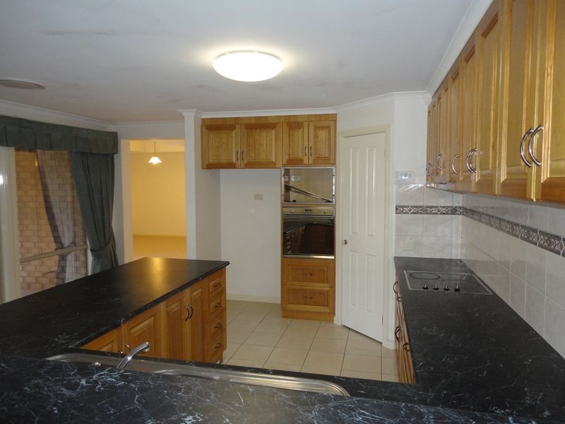 17 Nalder Drive, Swan Hill VIC 3585