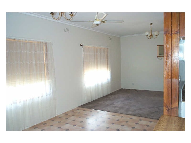 12 Jacaranda Crescent, Lake Boga VIC 3584