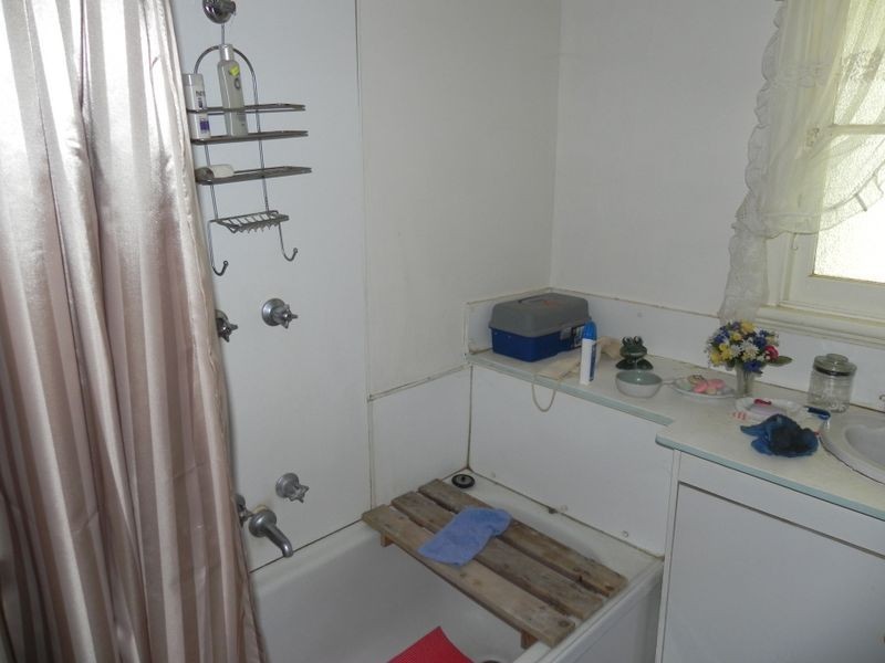 18 Cadell Street, Tooleybuc NSW 2736