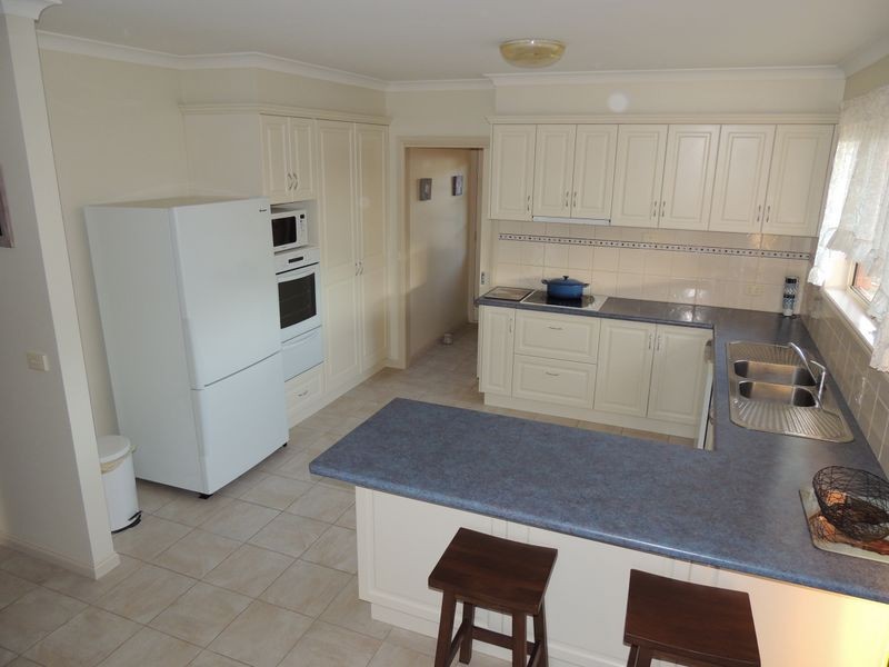 7 Cockerell Court, Swan Hill VIC 3585