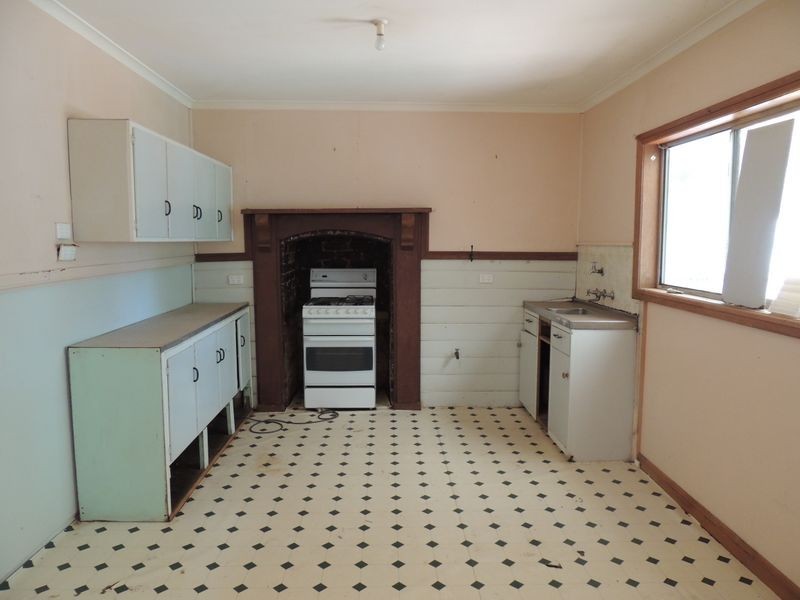 14 Allan Street, Nyah West VIC 3595