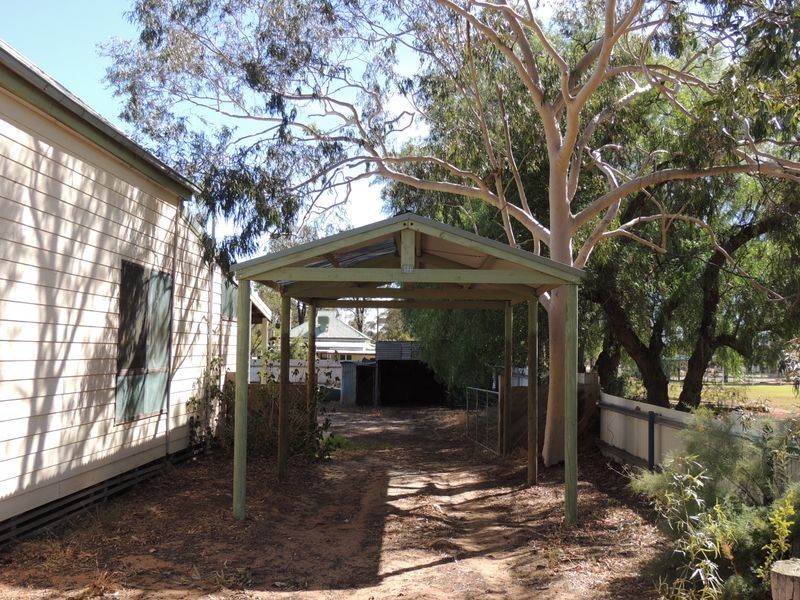 14 Allan Street, Nyah West VIC 3595