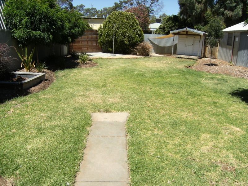 23 Palaroo Street, Swan Hill VIC 3585