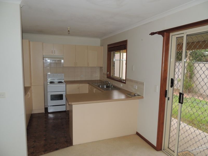 2/9 Foster Street, Swan Hill VIC 3585