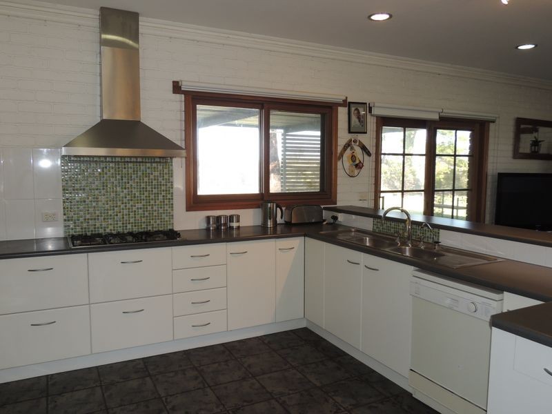 86 Murrawee Road, Swan Hill VIC 3585