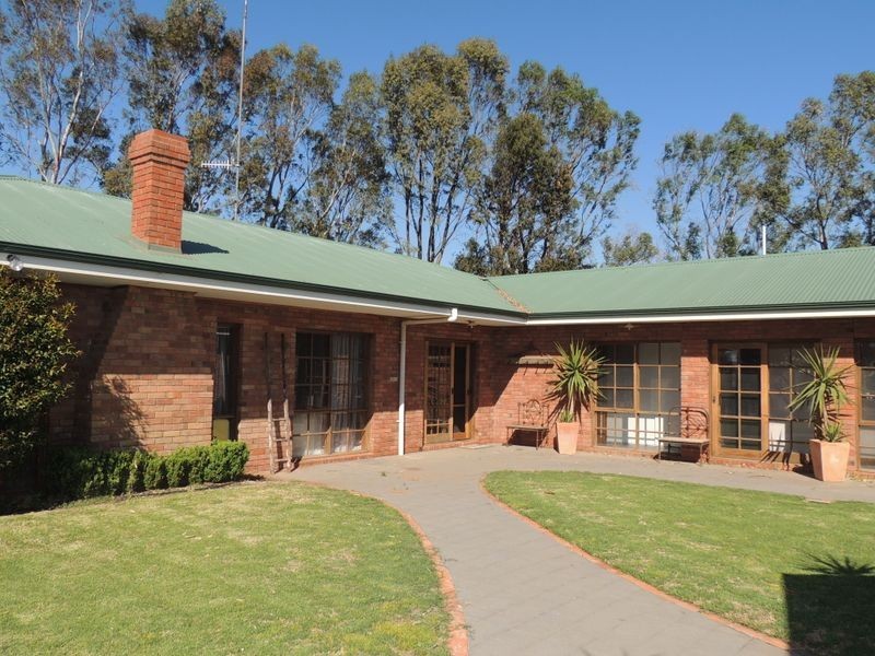 86 Murrawee Road, Swan Hill VIC 3585