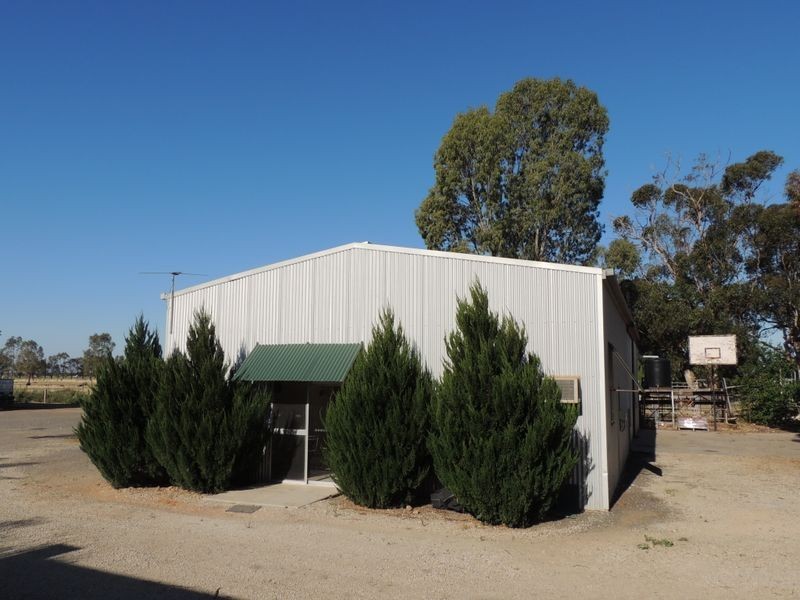86 Murrawee Road, Swan Hill VIC 3585
