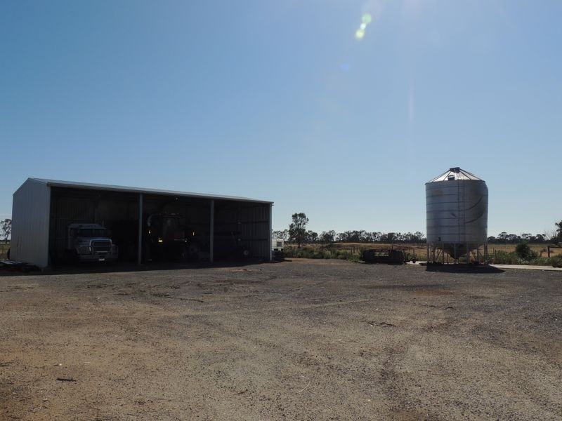 86 Murrawee Road, Swan Hill VIC 3585