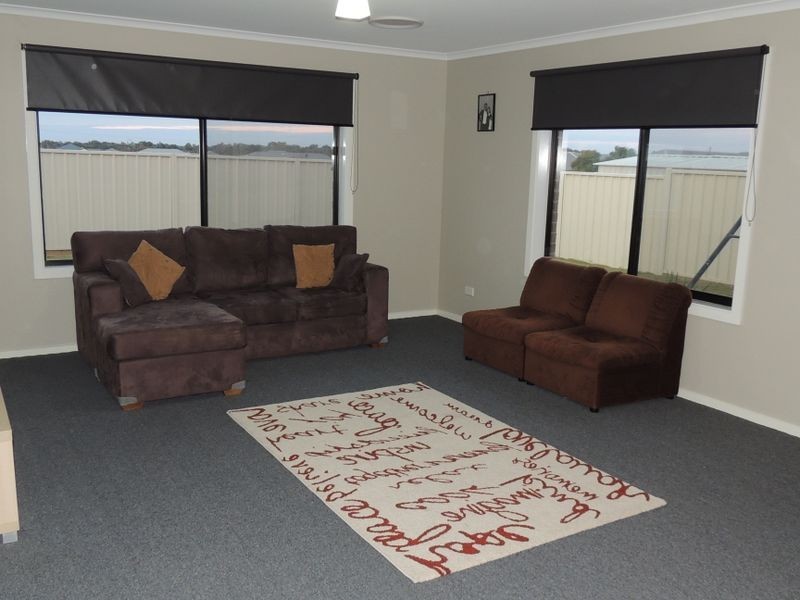 30 Dumosa Drive, Swan Hill VIC 3585