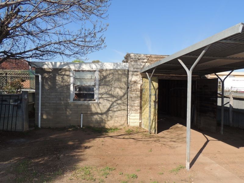 24 Palaroo Street, Swan Hill VIC 3585