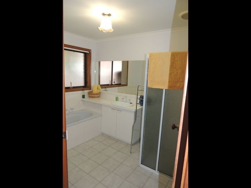 21 Poole Boulevard, Swan Hill VIC 3585