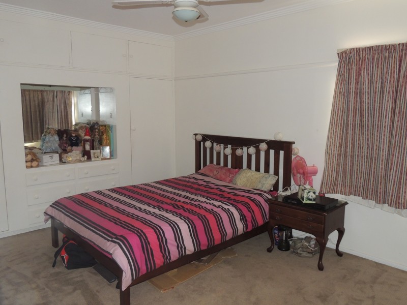 196 Stradbroke Avenue, Swan Hill VIC 3585