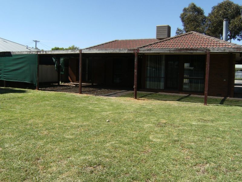 8 McPherson Street, Swan Hill VIC 3585