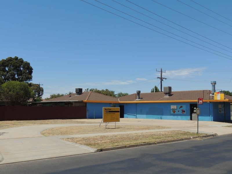 1 Harrison Crescent, Swan Hill VIC 3585