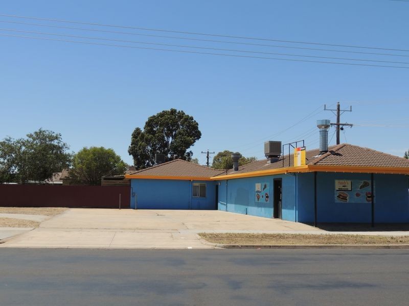 1 Harrison Crescent, Swan Hill VIC 3585