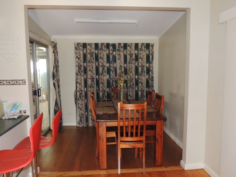 1 Wilkins Grove, Swan Hill VIC 3585