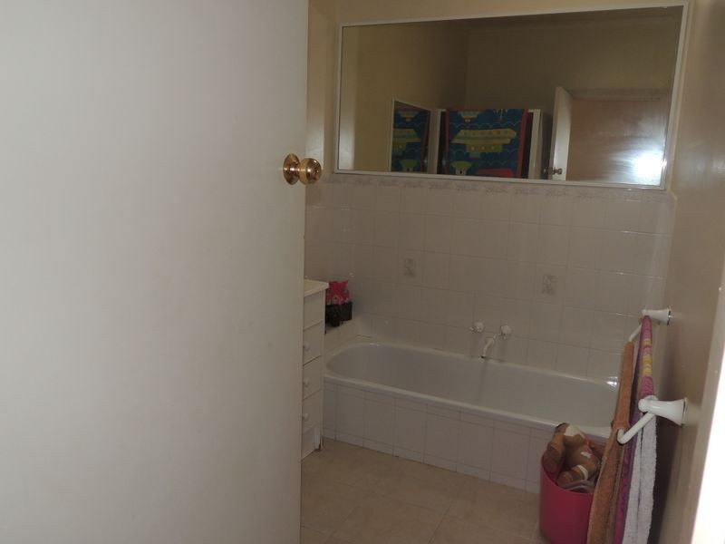 1 Wilkins Grove, Swan Hill VIC 3585