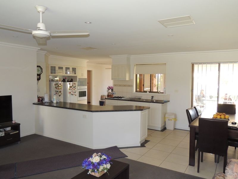 15 School Hill Road, Nyah VIC 3594