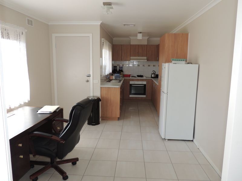 43 Harrison Crescent, Swan Hill VIC 3585