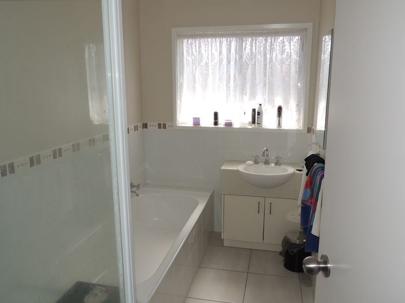 43 Harrison Crescent, Swan Hill VIC 3585