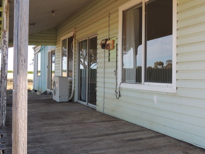 585 Murray Valley Highway, Swan Hill VIC 3585