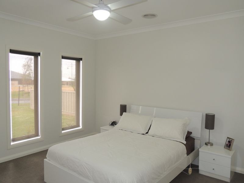 25 Boobialla Drive, Swan Hill VIC 3585