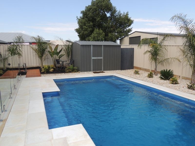 25 Boobialla Drive, Swan Hill VIC 3585