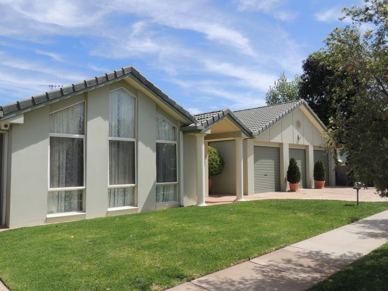 80 High Street, Swan Hill VIC 3585