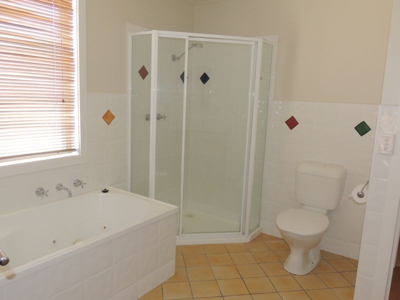 2/102 Gray Street, Swan Hill VIC 3585