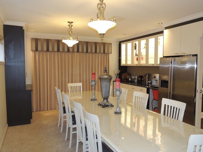 19 Dumosa Drive, Swan Hill VIC 3585