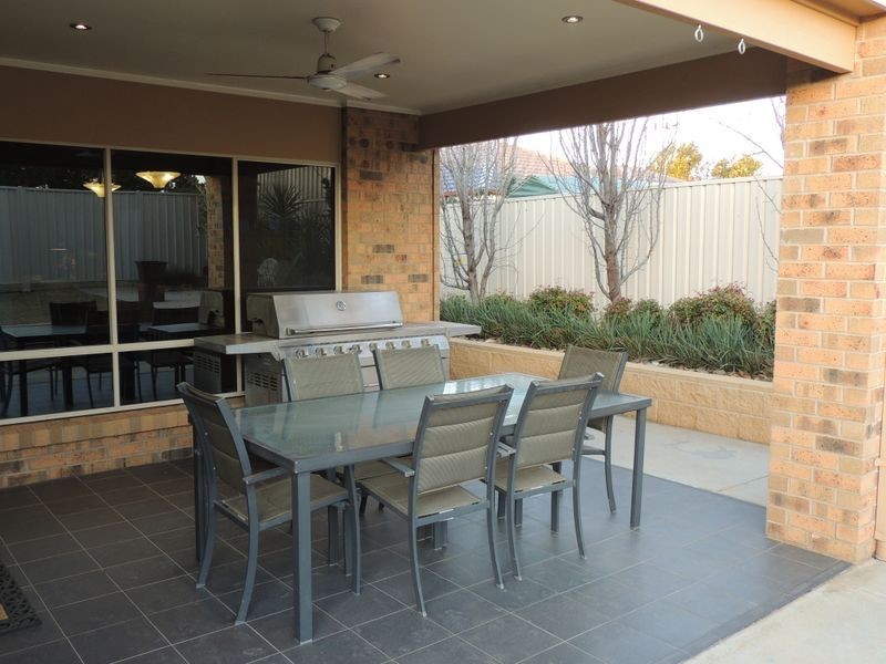 19 Dumosa Drive, Swan Hill VIC 3585