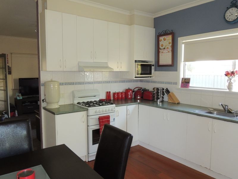 44 Murlong Street, Swan Hill VIC 3585