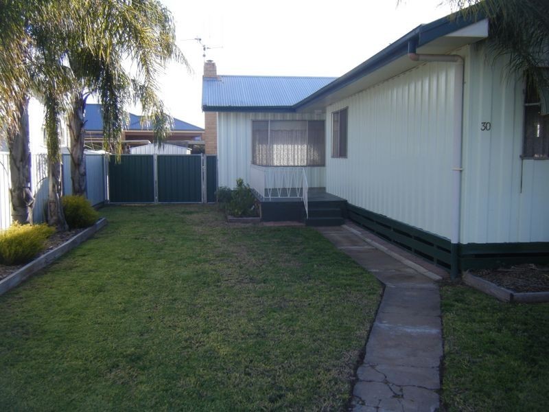 30 Palaroo Street, Swan Hill VIC 3585