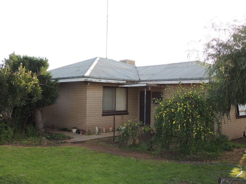 45 Station Street, Lake Boga VIC 3584