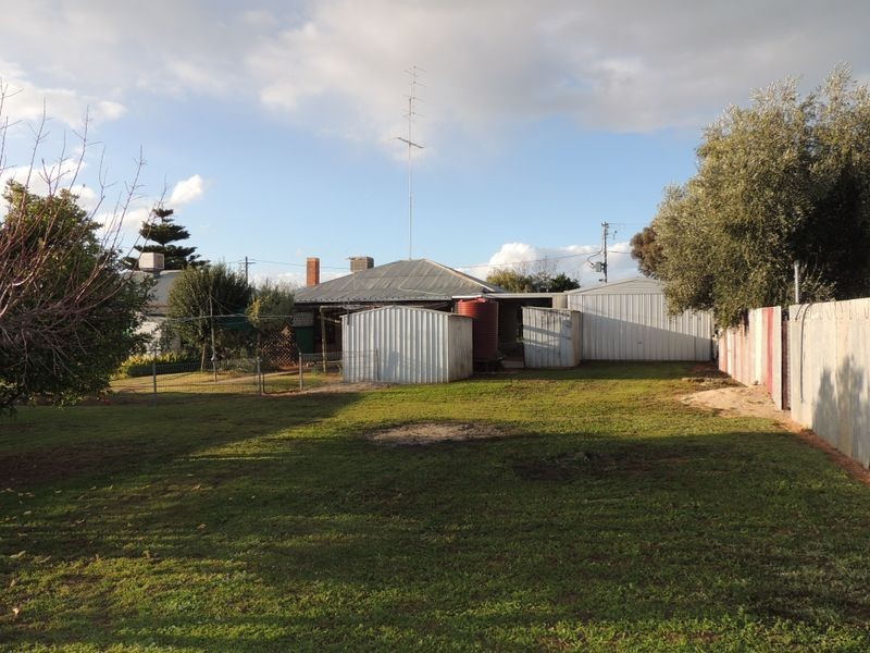 45 Station Street, Lake Boga VIC 3584