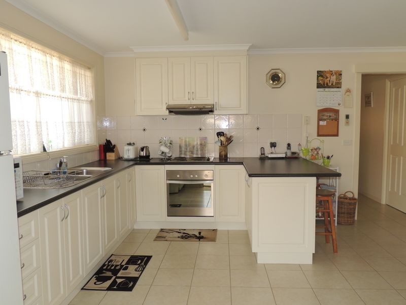 1/12 Wonnon Court, Swan Hill VIC 3585