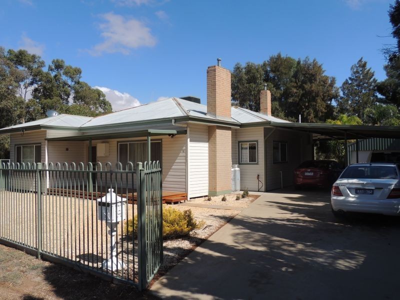 16 Yana Street, Swan Hill VIC 3585
