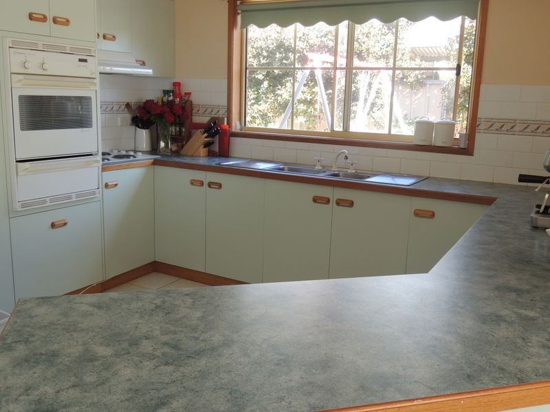 2/20 Gillespie Street, Swan Hill VIC 3585