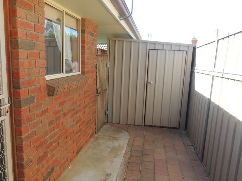 2/20 Gillespie Street, Swan Hill VIC 3585