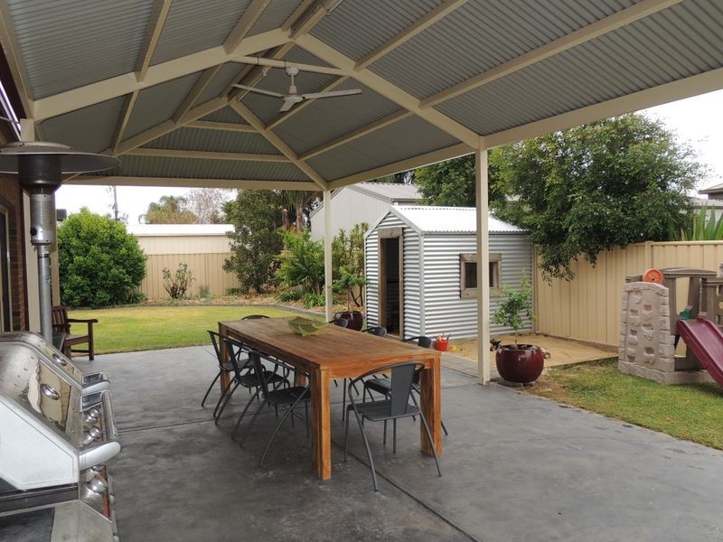1 Melis Court, Swan Hill VIC 3585