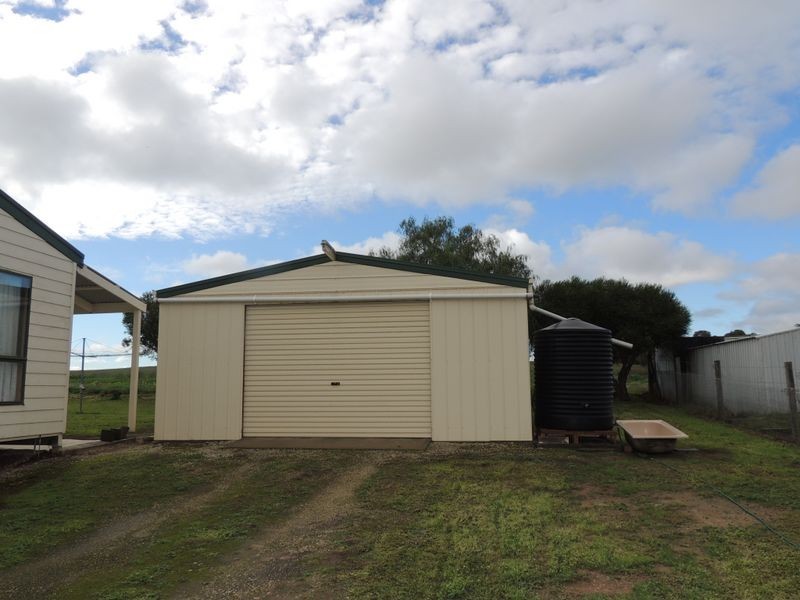 571 Lakeside Drive, Lake Boga VIC 3584